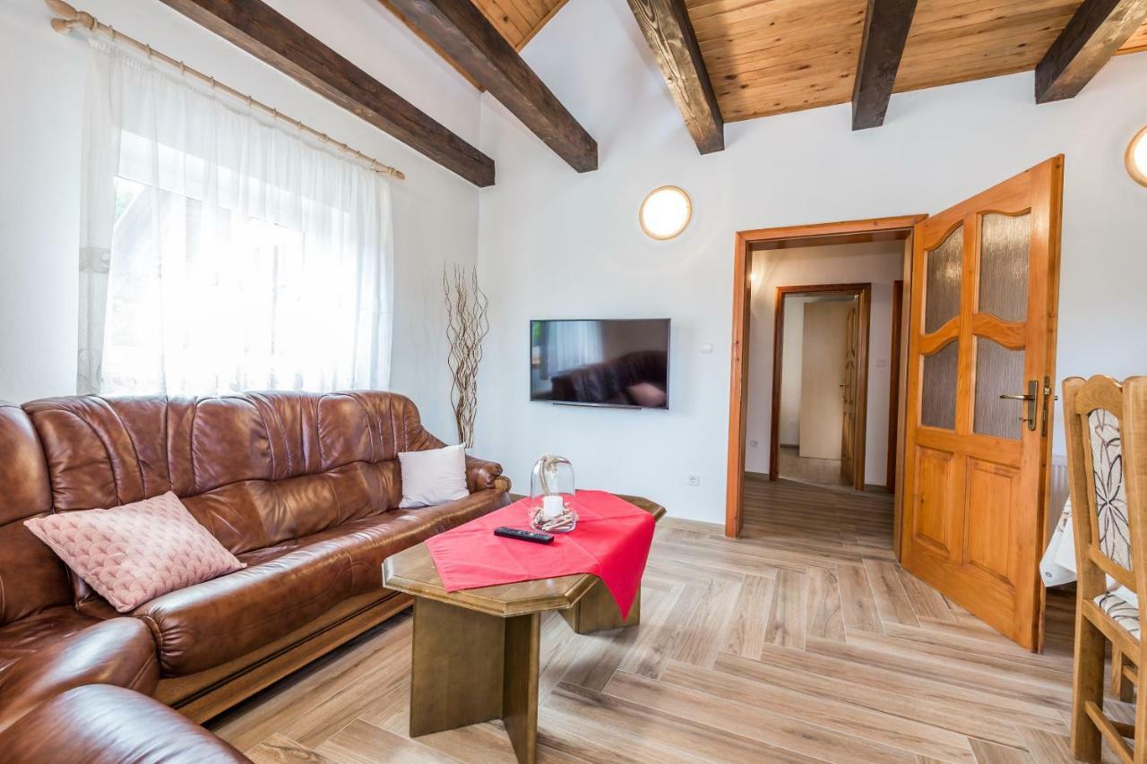 Villa Dino Tin Krasno Polje Exteriör bild